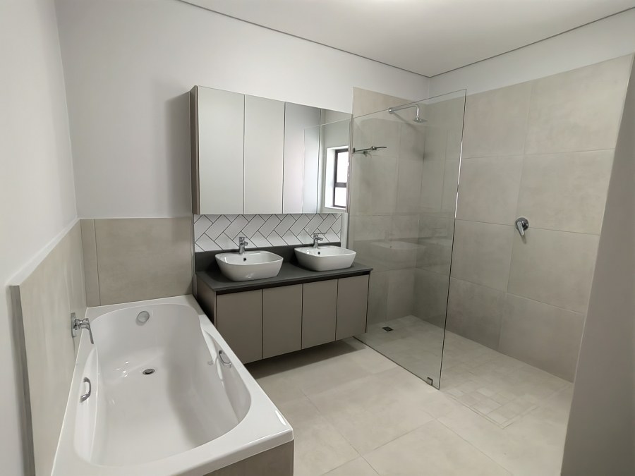 To Let 3 Bedroom Property for Rent in Hartland Lifestyle Estate Western Cape
